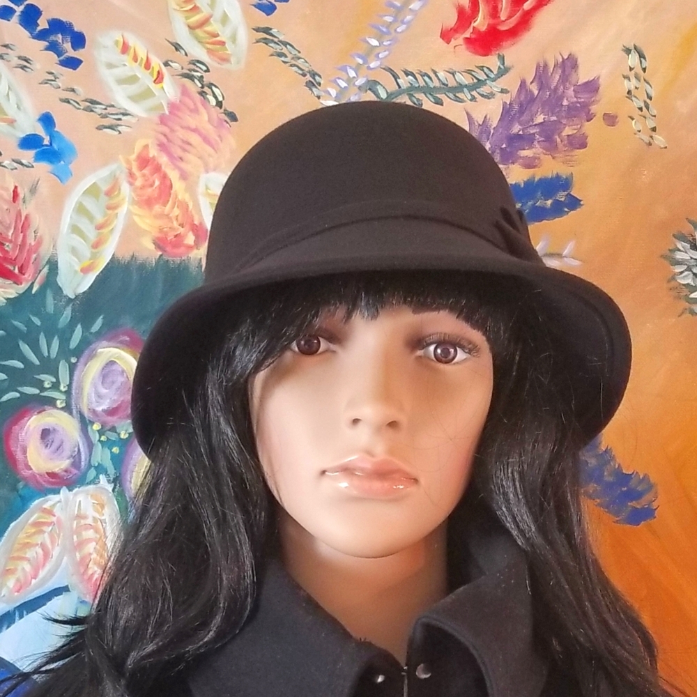 Stylish Winter Hat NWOT